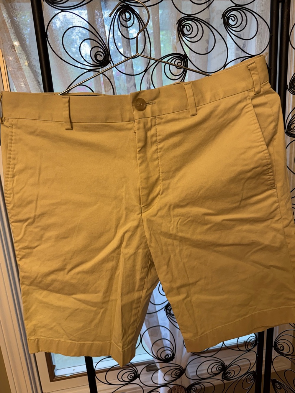 Hart Schaffner Marx men's cream chinos 32 waist